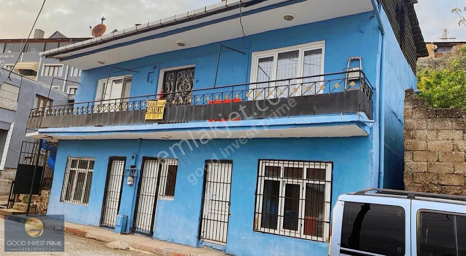 İzmit Merkez De Kelepir Fiyatına Satılık Müstakil İki Katlı Ev
