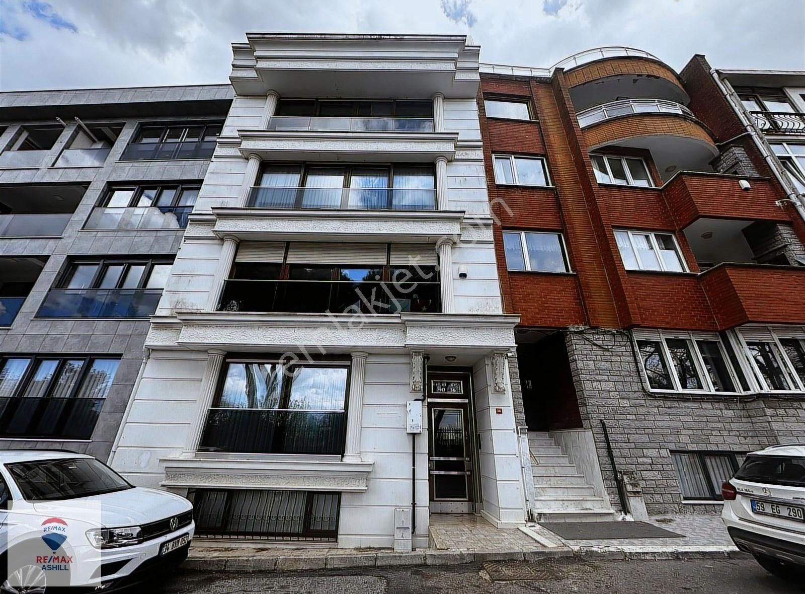 Ashill'den Boğaz Manzaralı Ara Kat Fethi Paşa Korusuna Komşu