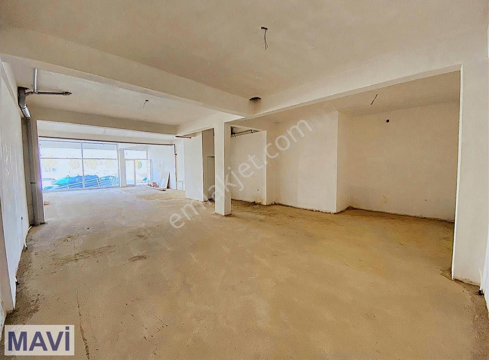 Remax Maviden Üniv. Bölgesinde Yatırımlık 165 M2 Hazır İş Yeri