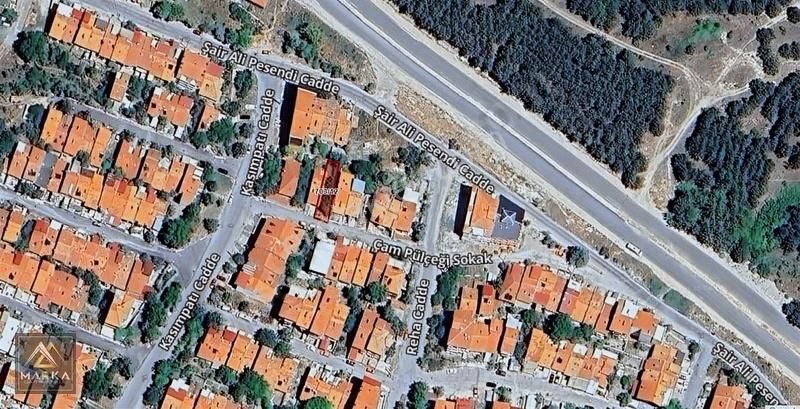 Marka'dan Okmeydanın'da Hisara Yakın 160 M2 Arsa