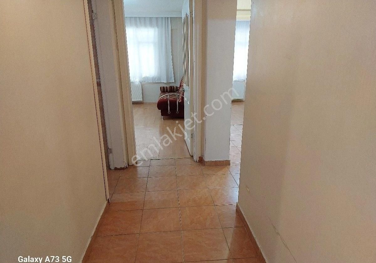Avcılarda Kiralık Yüksek Giriş 2+1 85 M2