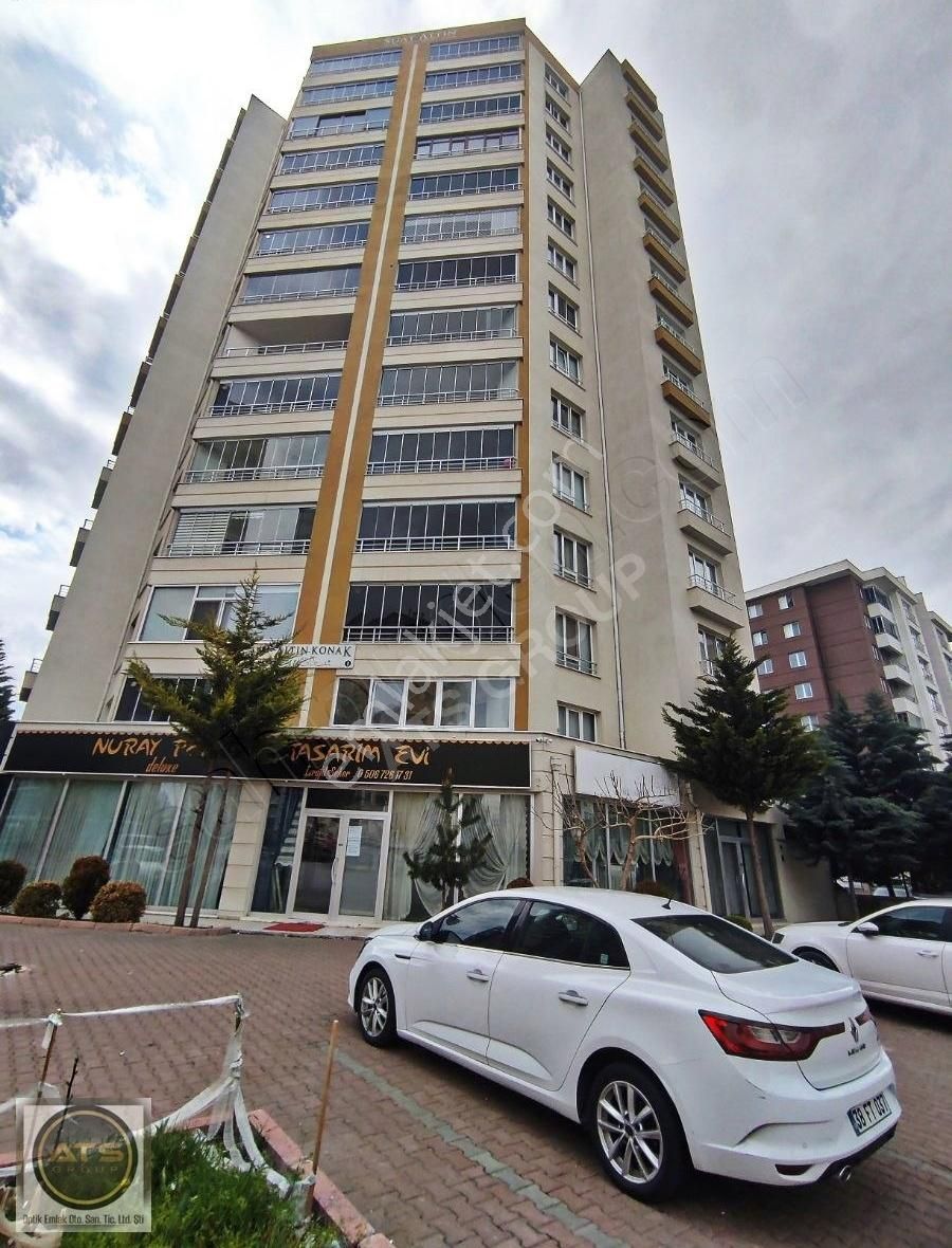 Ats'den Altın Konak 1'de Satılık Geniş Daire