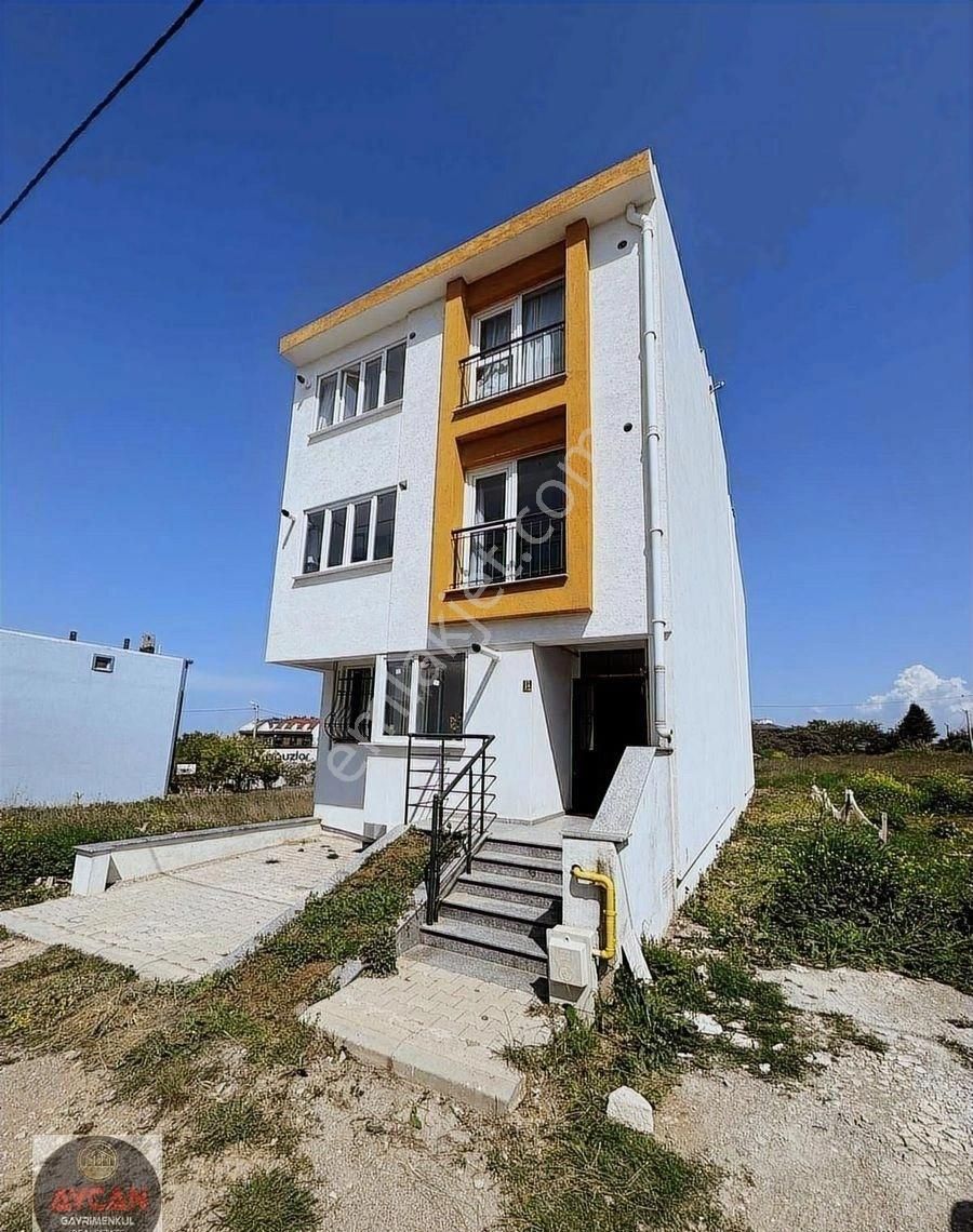 Aycan Gayrımenkulden Yeni Mahallede Yatırımlık 70m2 1+1 Daire