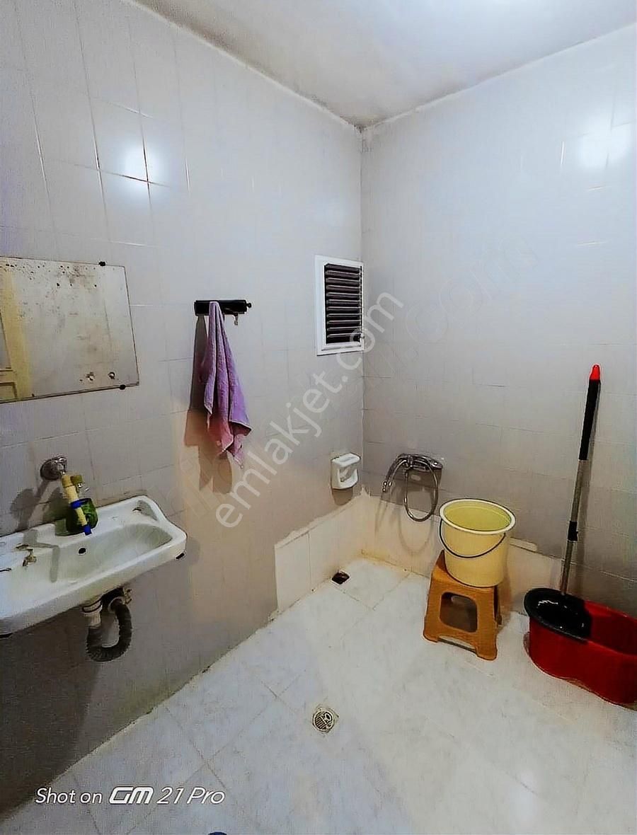 Güngören Güneştepe Mahallesinde Satılık 3+1 Daire Merkezi Konum