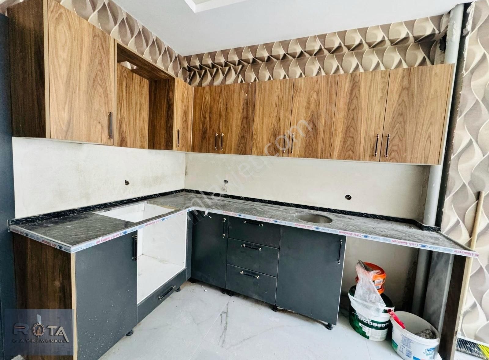Rota'dan Fuar Arkası Satılık 2+1 Daire
