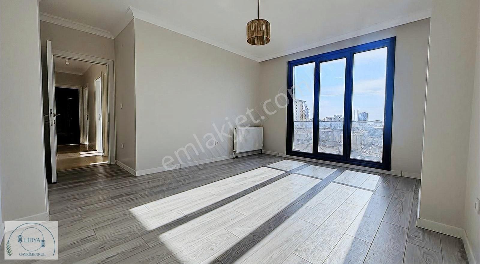 7tepe Tower 9.kat Panaromik Manzaralı Ayrı Mutfak Otoparklı 2+1