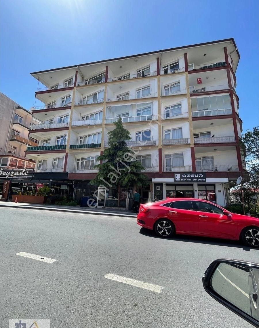 Akay Caddesi Köşesi 3+1 Katta Kombili Mobilyalı