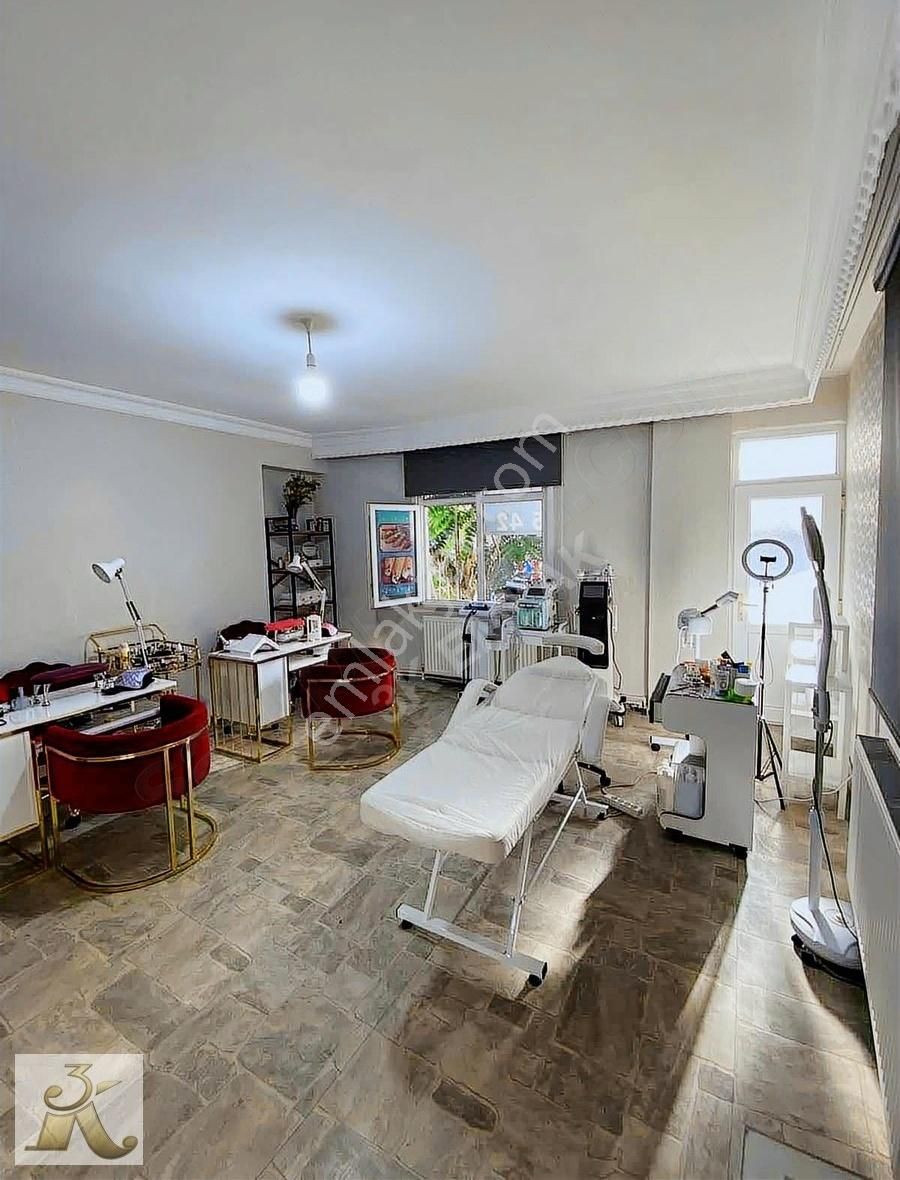 3k Emlak'tan Kiralık Cadde Üzerinde 100 M2 Dükkan