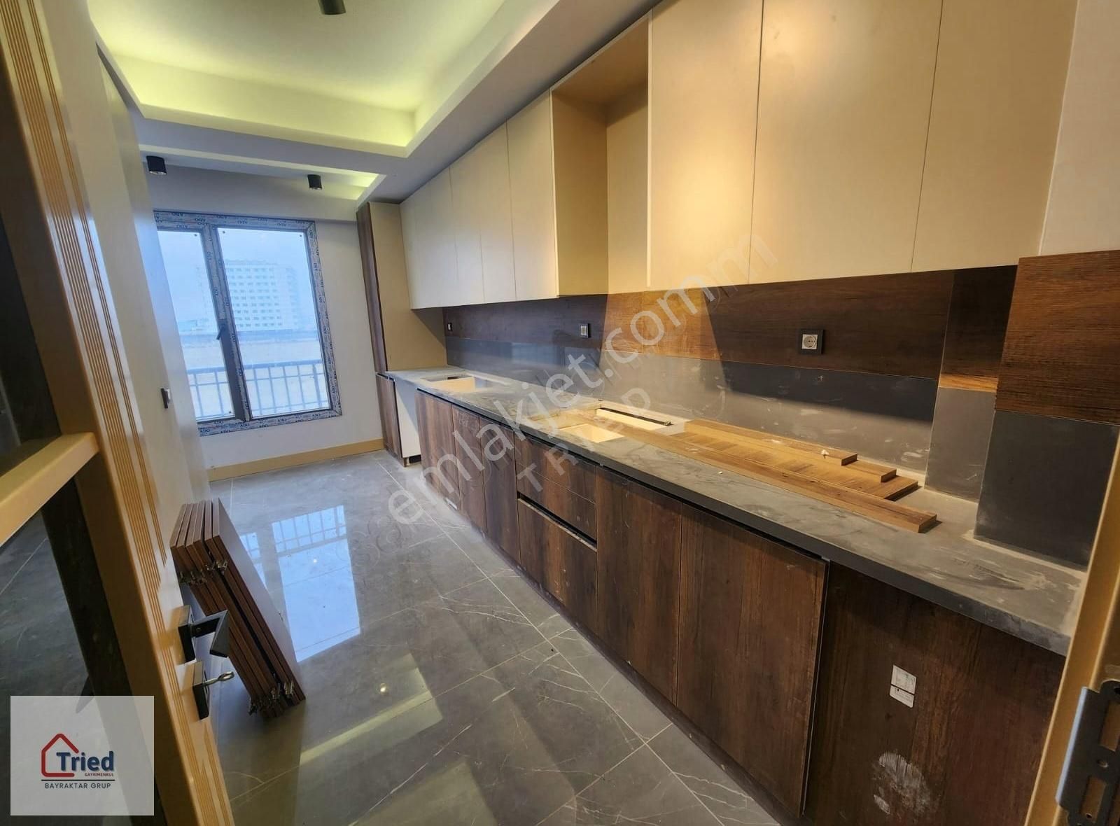 Tried - İlkut İnşaatten 3+1 175 Brüt Lüx Daire