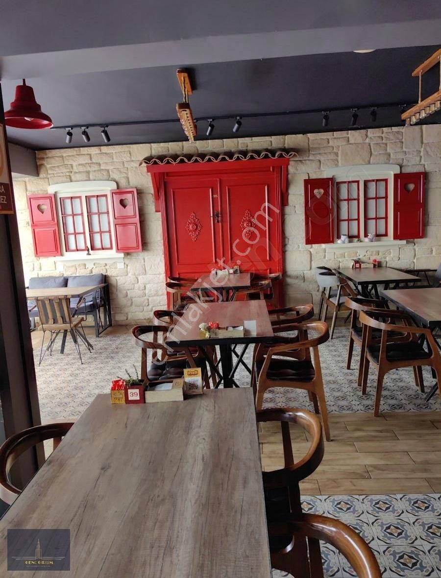 Yıldızkentte Yüksek Cirolu Devren Kiralık Cafe..!!
