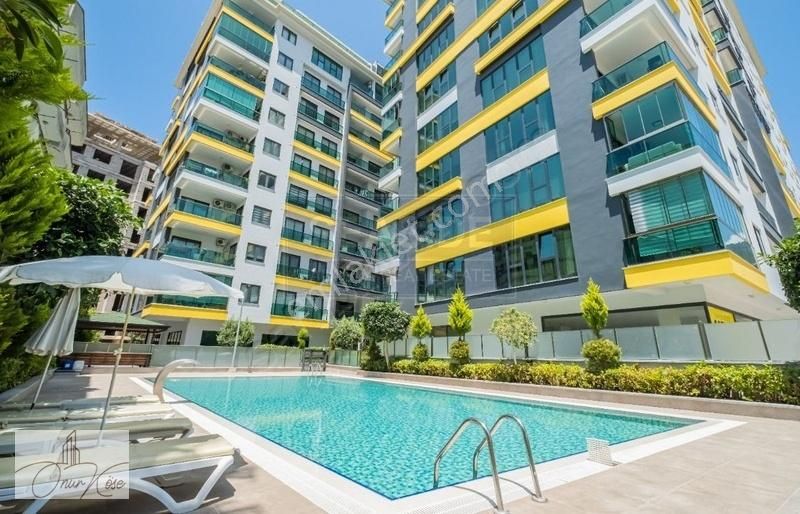 Alanya Merkezde Krediye Uygun Site İçerisinde 2+1 Satılık Daire