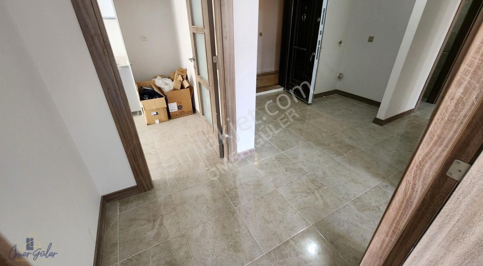 Güler^den Yenimahalle Tokide 3+1 130m3 3.kat 15.000 Kira Getilii