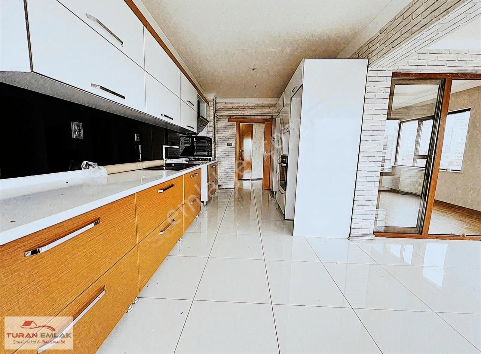 Turan'dan Park Manzaralı & Ultralüks Yüksek Kat 4+1 Site Dairesi