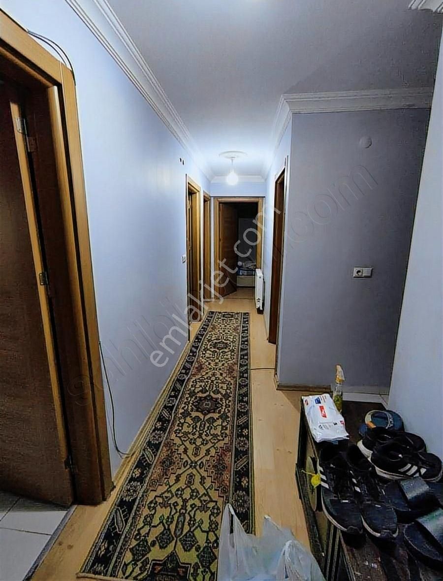 Dede Emlak'tan Muradiye Karaali Girişinde Satılık 3+1 Daire
