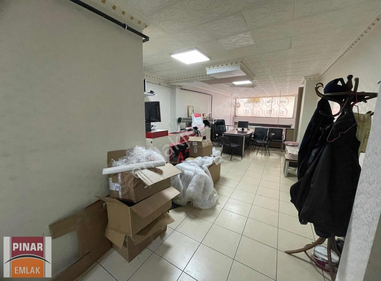 Pınar Emlak'tan Valimithat Bey 'de Satılık Asma Katlı Dükkan
