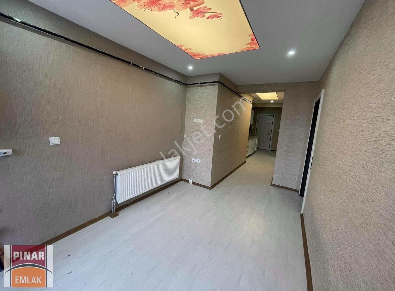 Pınar Emlak'tan Ayça Pastanesi Civarı Satılık 2+1 Daire