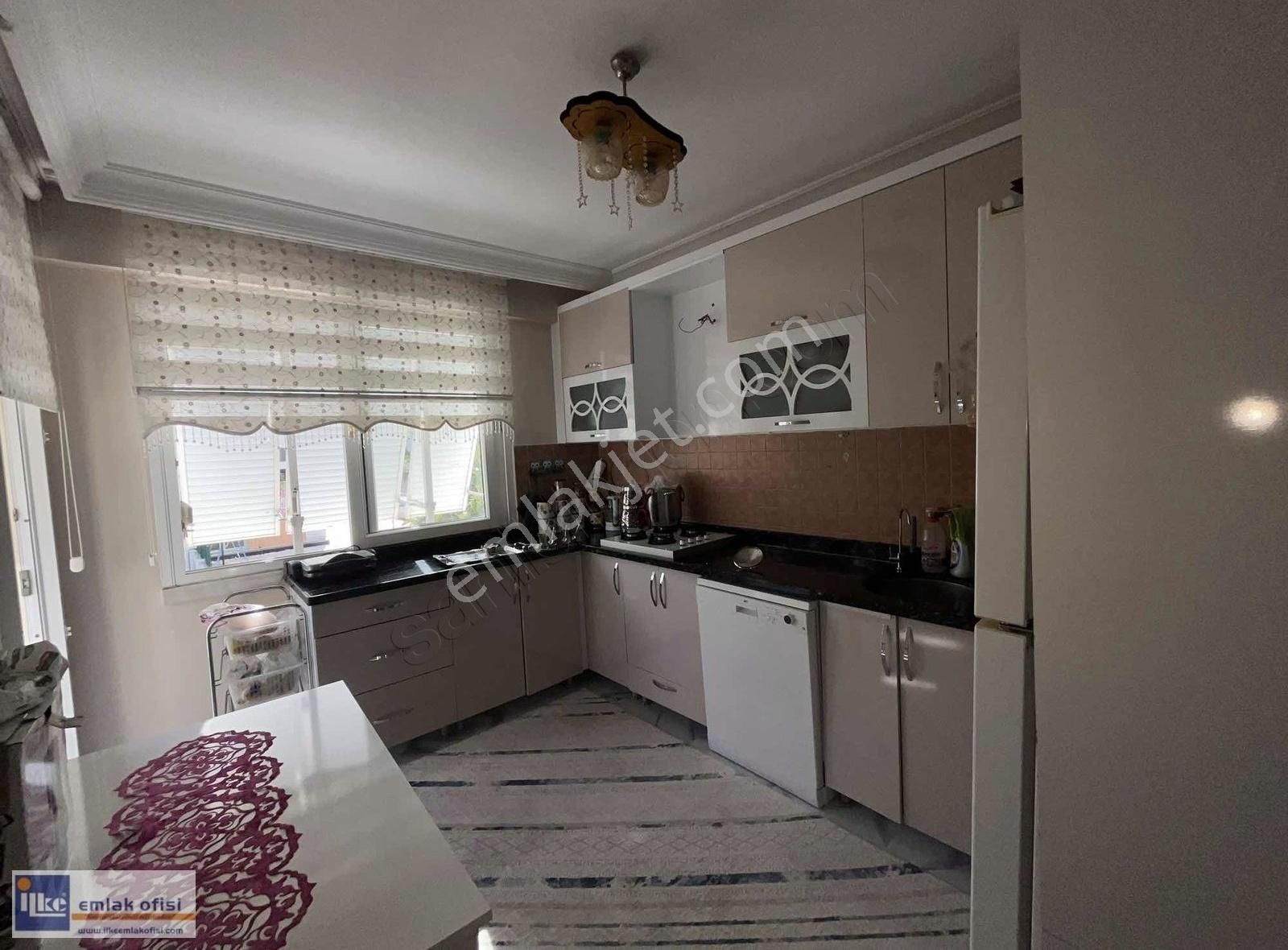 Menderes Mahallesi'nde Site İçerisinde Full Yapılı 3 + 1 Daire - Görsel 11