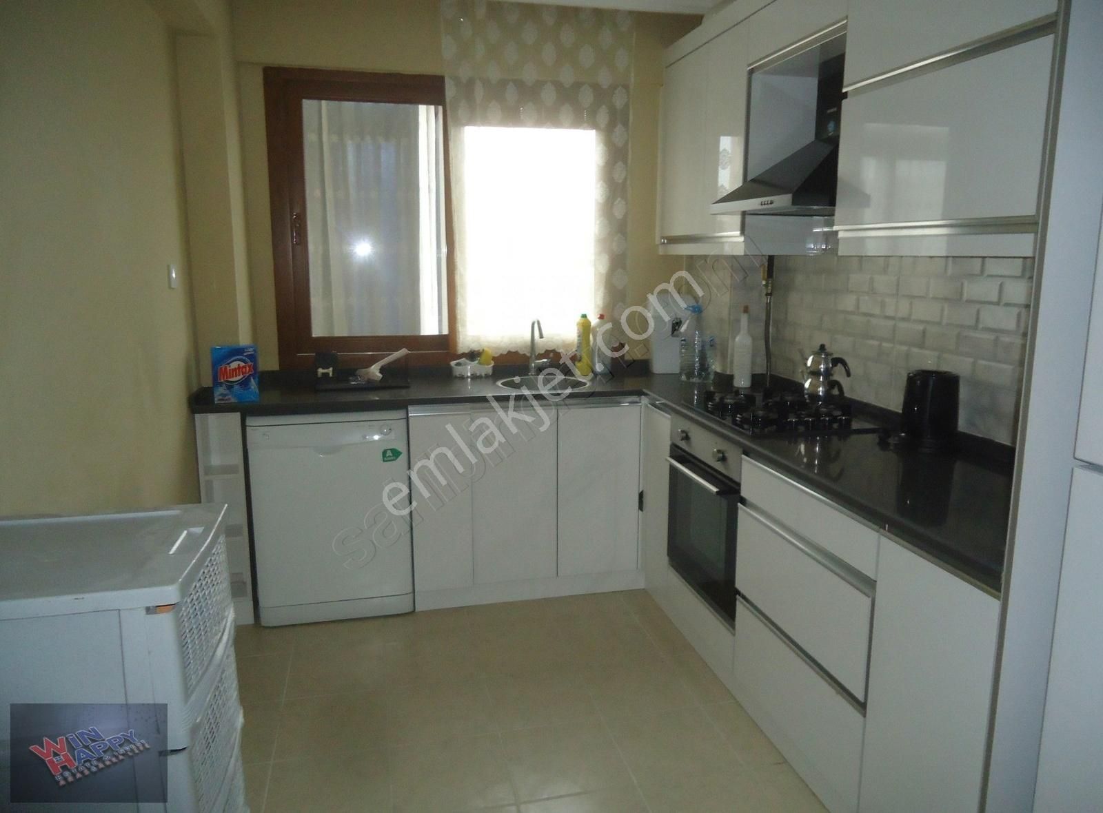 Gaziemir 9 Eylül Mah.teknik Okullar Yakını 2+1 Full Eşyalı Daire