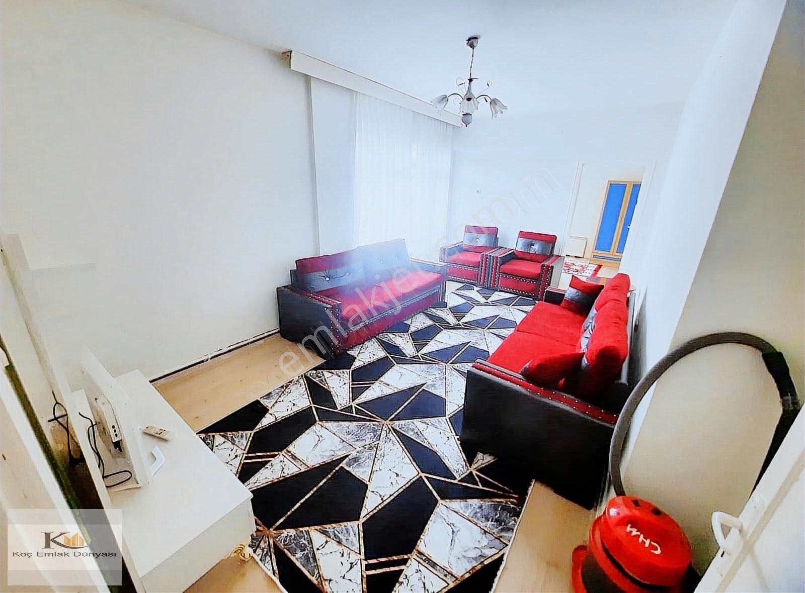 Dışkapı Hastane Yakını Kurtdereli Sokak'da 3+1*eşyalı* Kiralık *