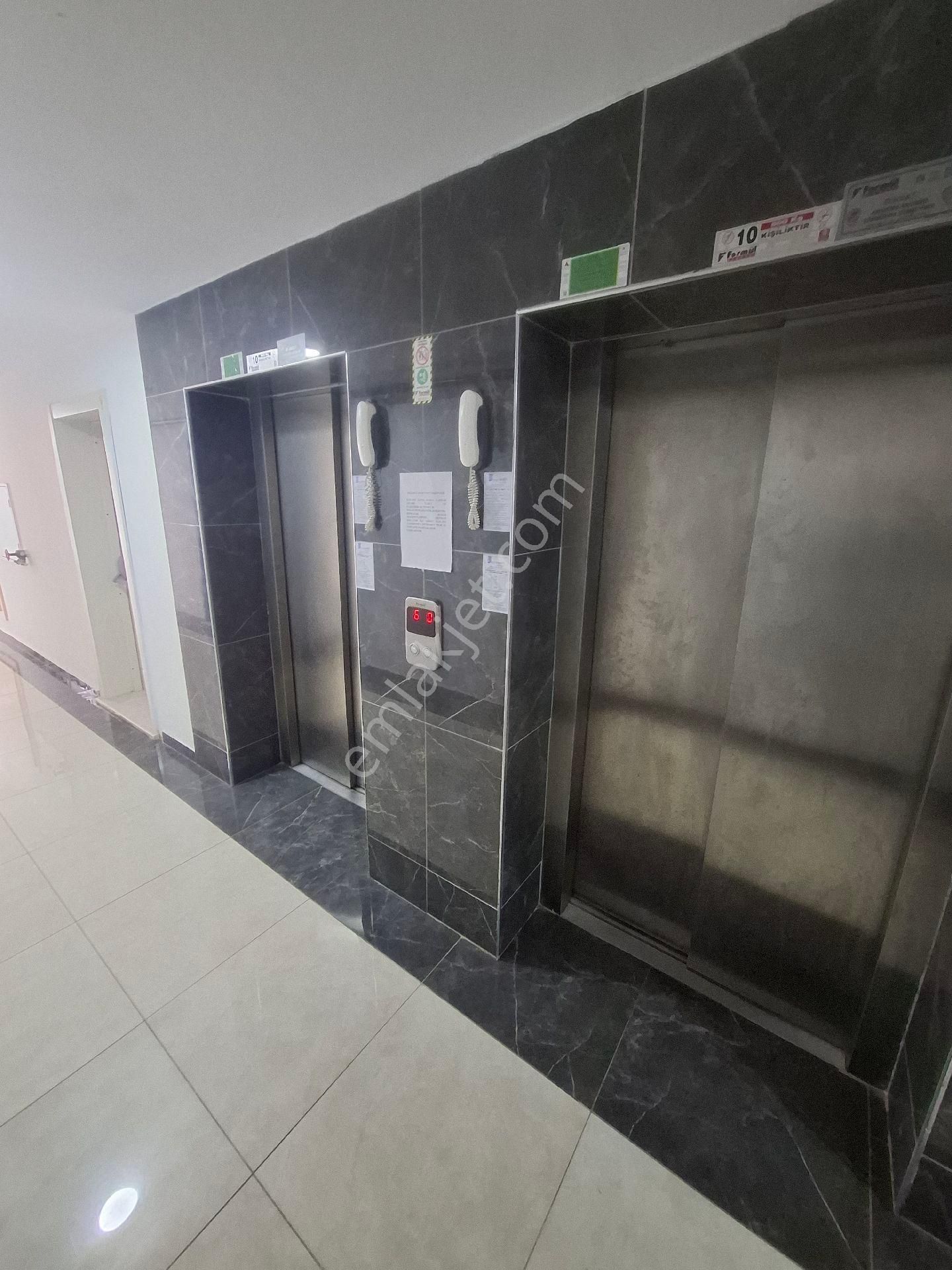 Sarıçam Eşyalı Kiralık Çarkıpare Shel Petrol Karşısı Geniş Kaçmaz Daire - Görsel 17