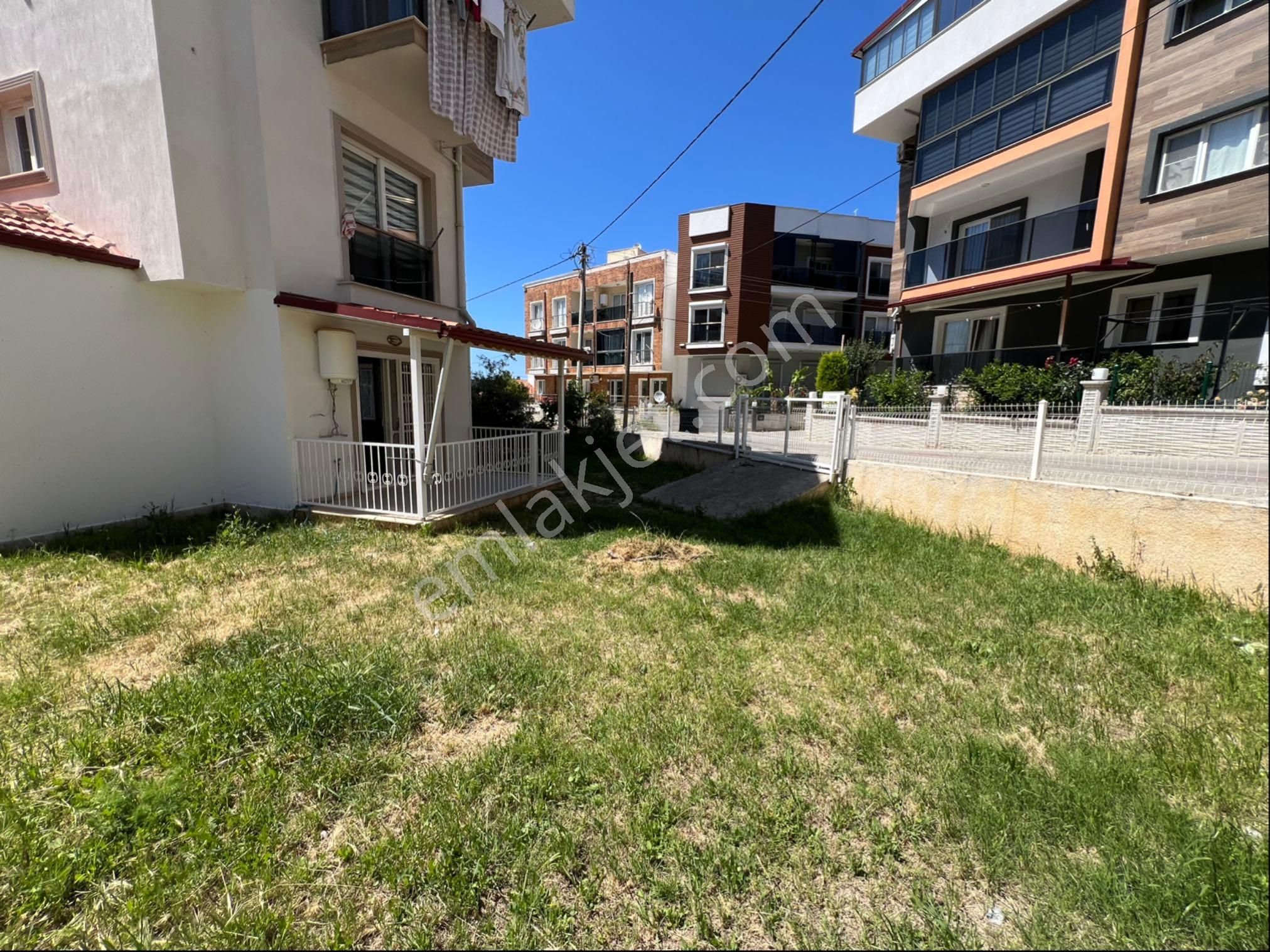 Aydın Kuşadası Güzelçamlı’da Satılık 2+1 Bahçeli Daire
