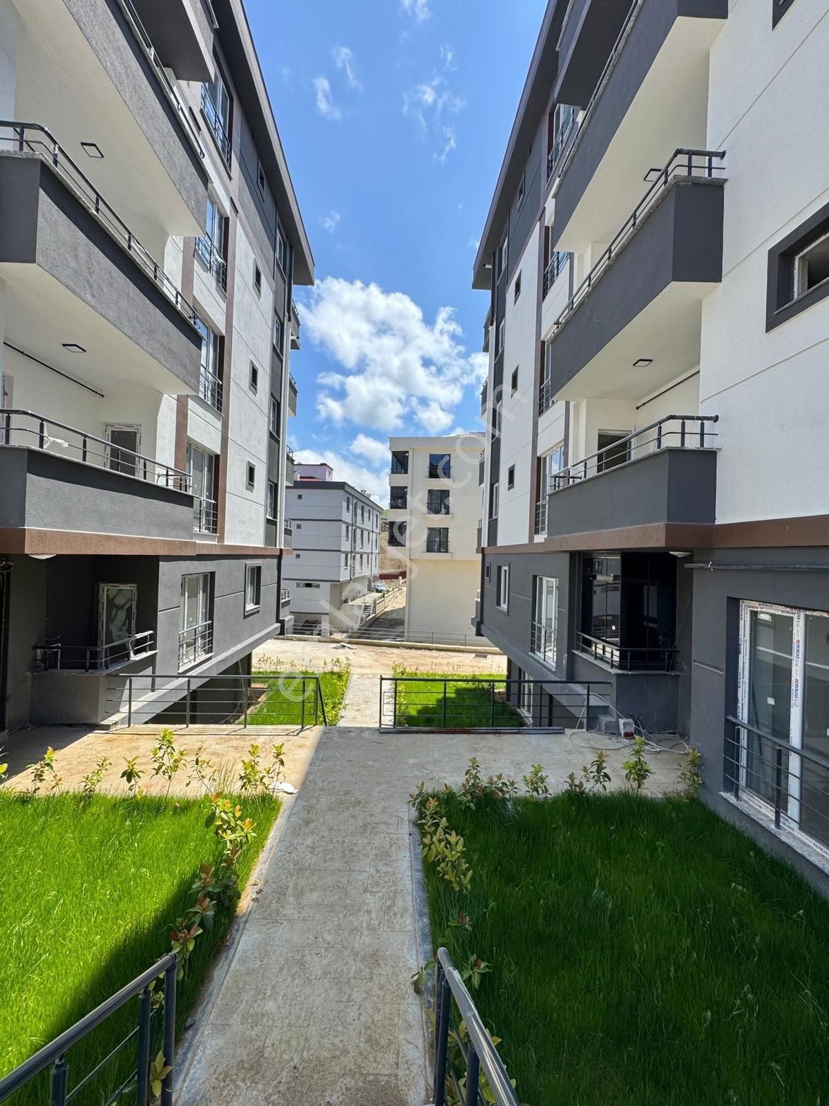 Evim-nur'dan İstiklal Mh. 1+1 Yerden Isıtma Fırsat Daire.