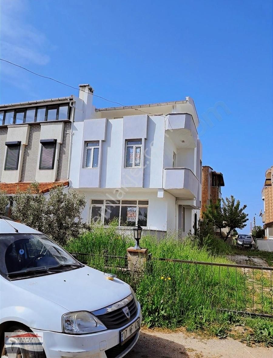 Çanakkale Lapseki Dalyan Da Denize Yakın Satılık Villa