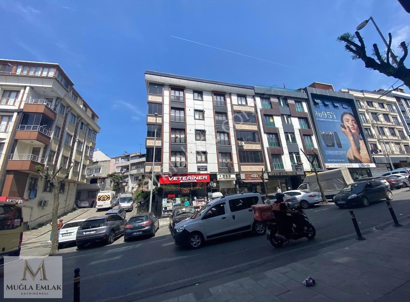 Muğla Emlaktan Cadde Üstü 150m 3+1 Ferah Köşe Başı Dubleks