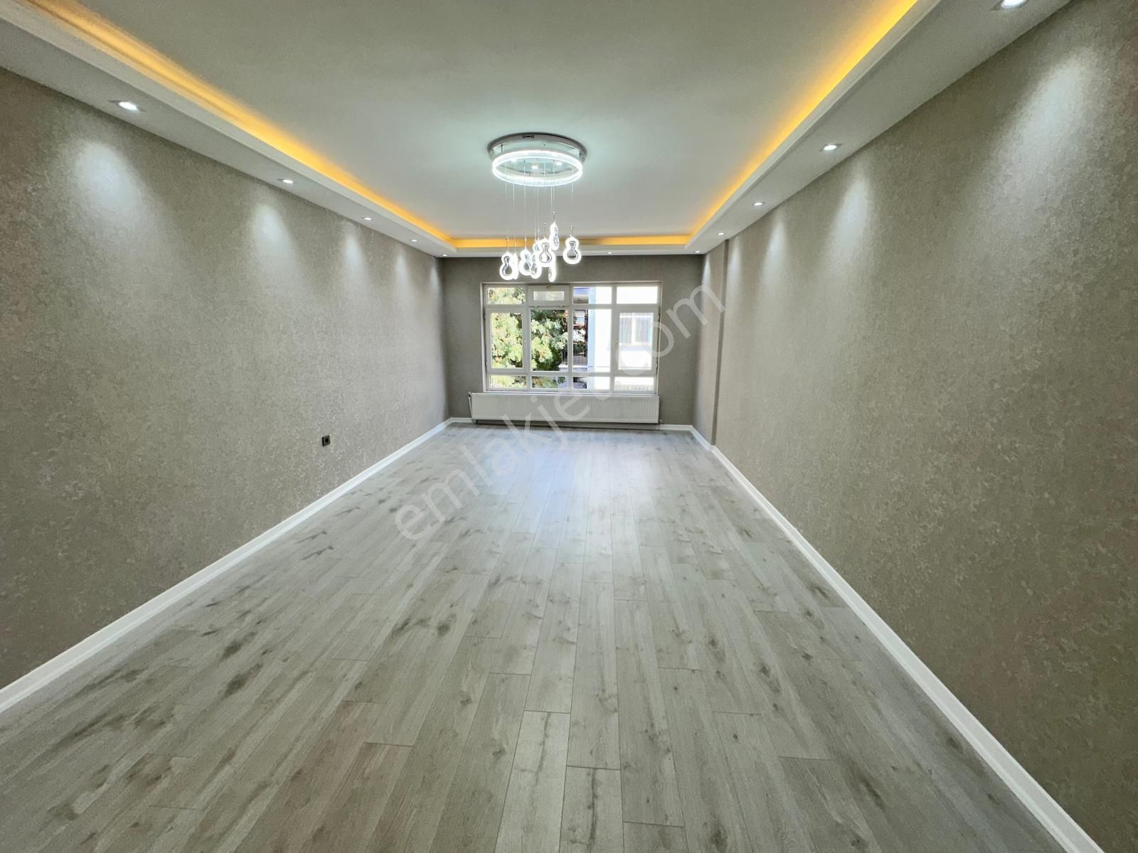 Etlik Şehir Hast. Yakını 3+1 Salon Bağımsız Lüx Yapılı Ebeveyn Banyolu