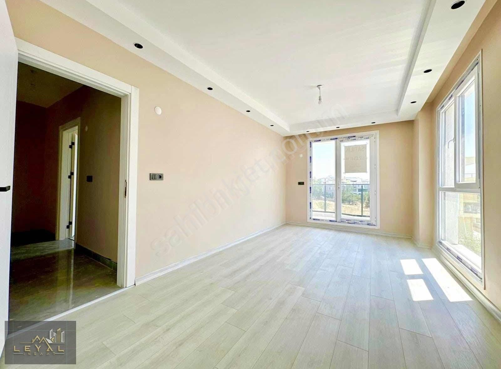 ꧁leyalgrup"dan Denize Nazır,geniş Bahçeli Havuzlu Müstakil Villa - Görsel 18