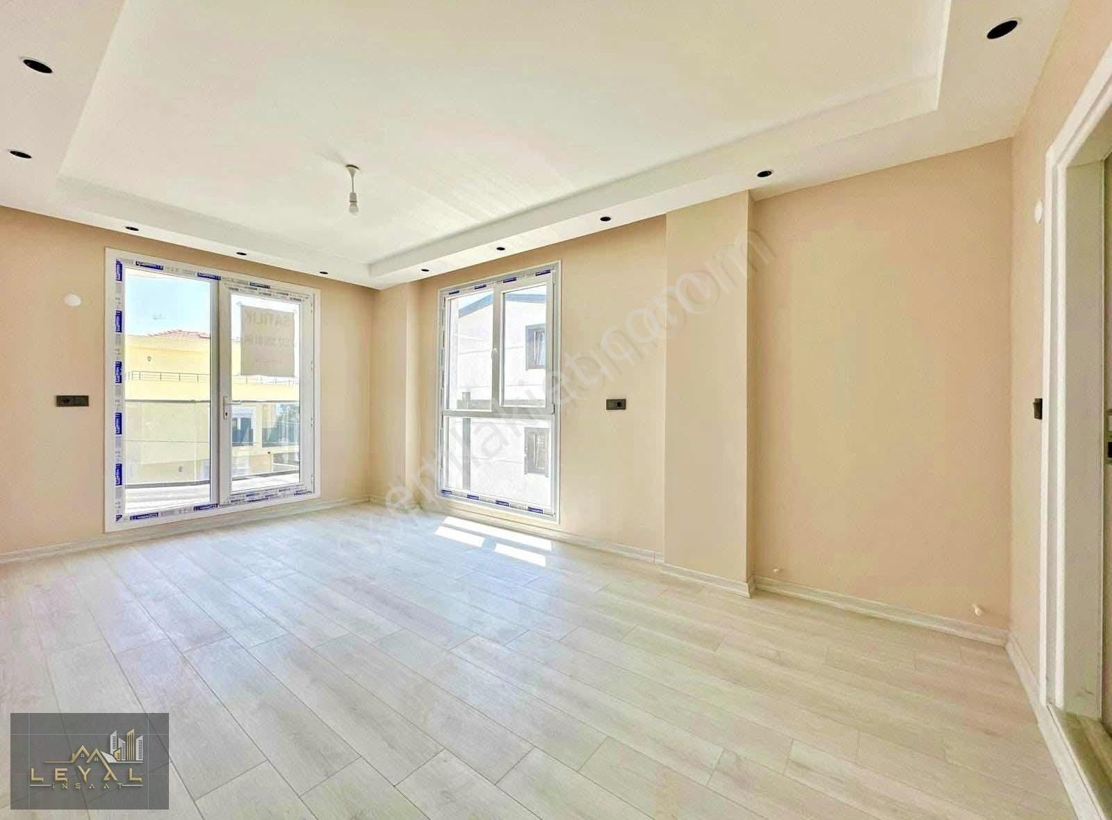 ꧁leyalgrup"dan Denize Nazır,geniş Bahçeli Havuzlu Müstakil Villa - Görsel 5