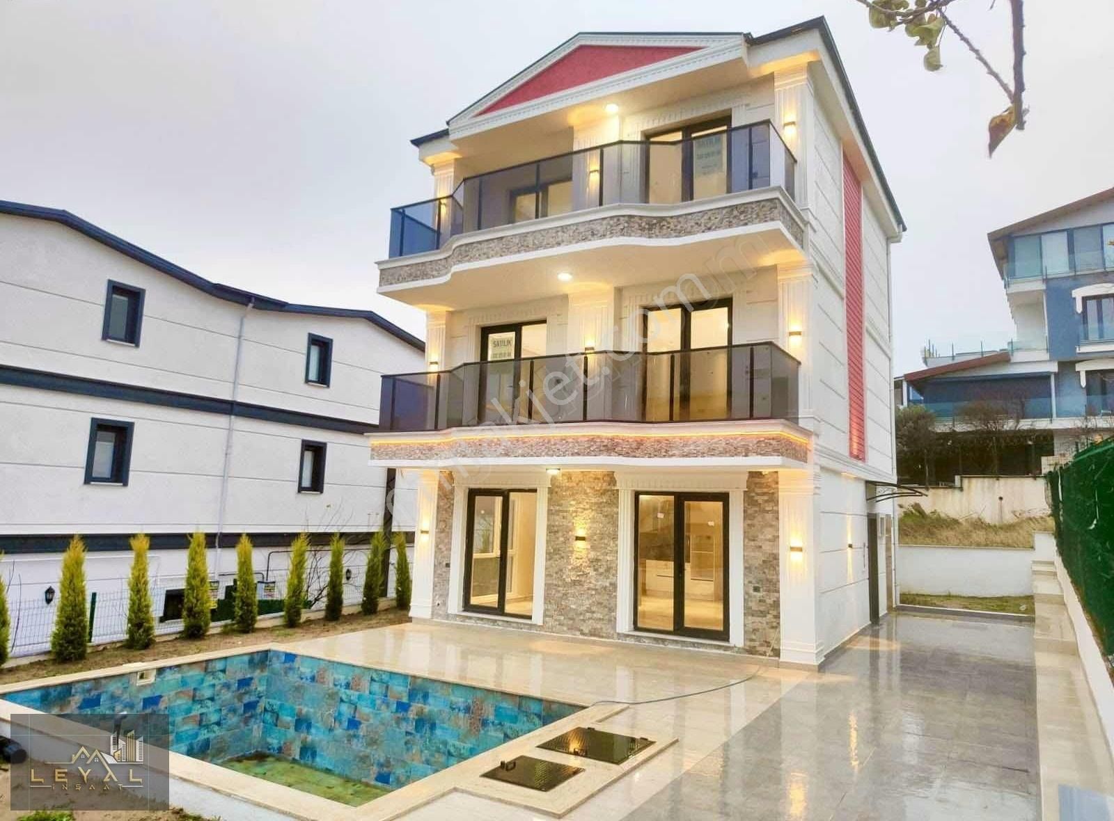 ꧁leyalgrup"dan Denize Nazır,geniş Bahçeli Havuzlu Müstakil Villa - Görsel 10