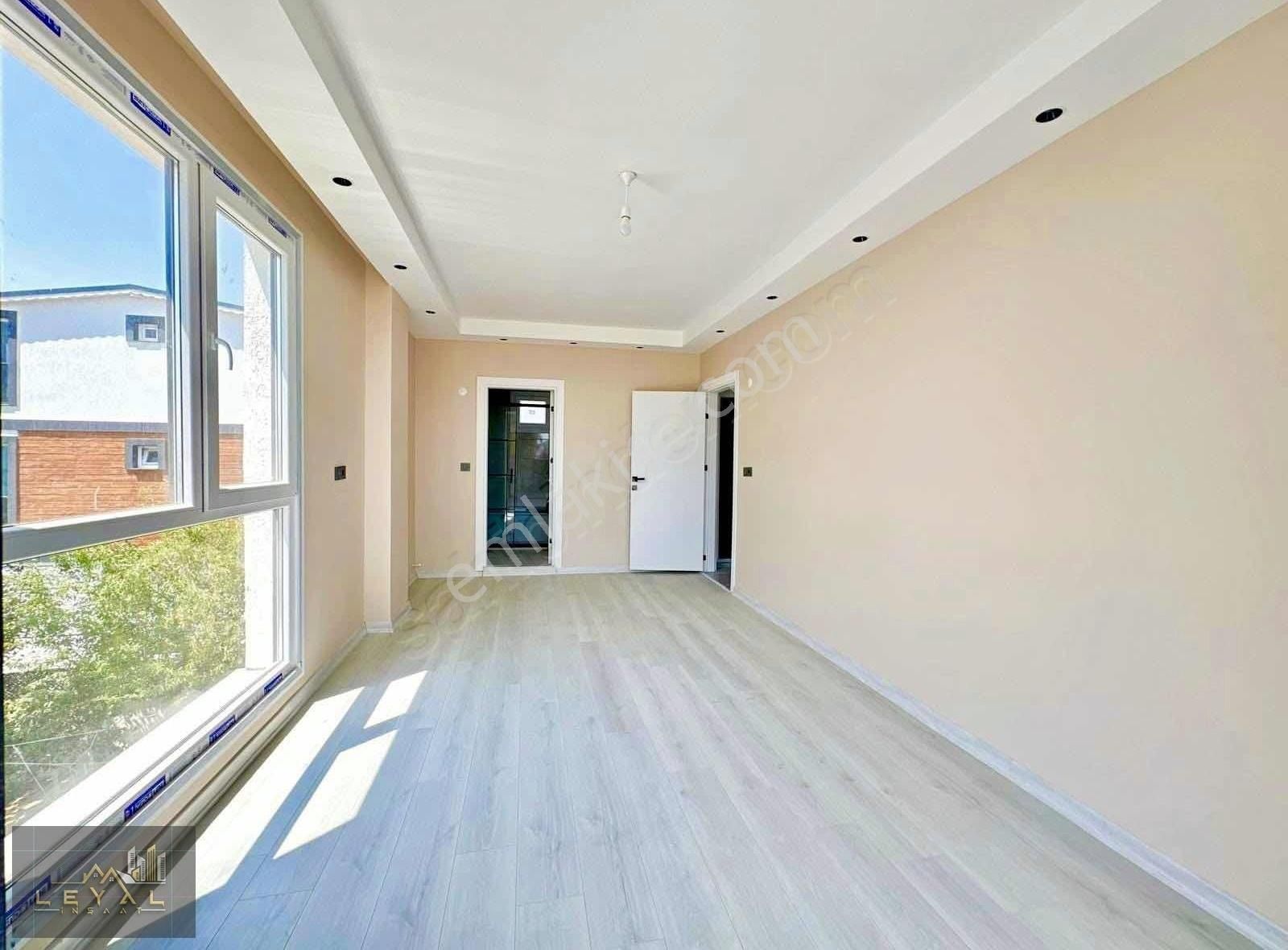 ꧁leyalgrup"dan Denize Nazır,geniş Bahçeli Havuzlu Müstakil Villa - Görsel 23