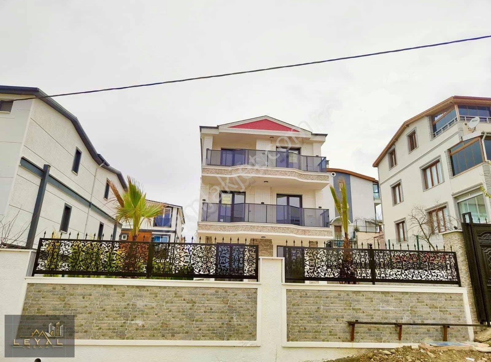 ꧁leyalgrup"dan Denize Nazır,geniş Bahçeli Havuzlu Müstakil Villa - Görsel 19