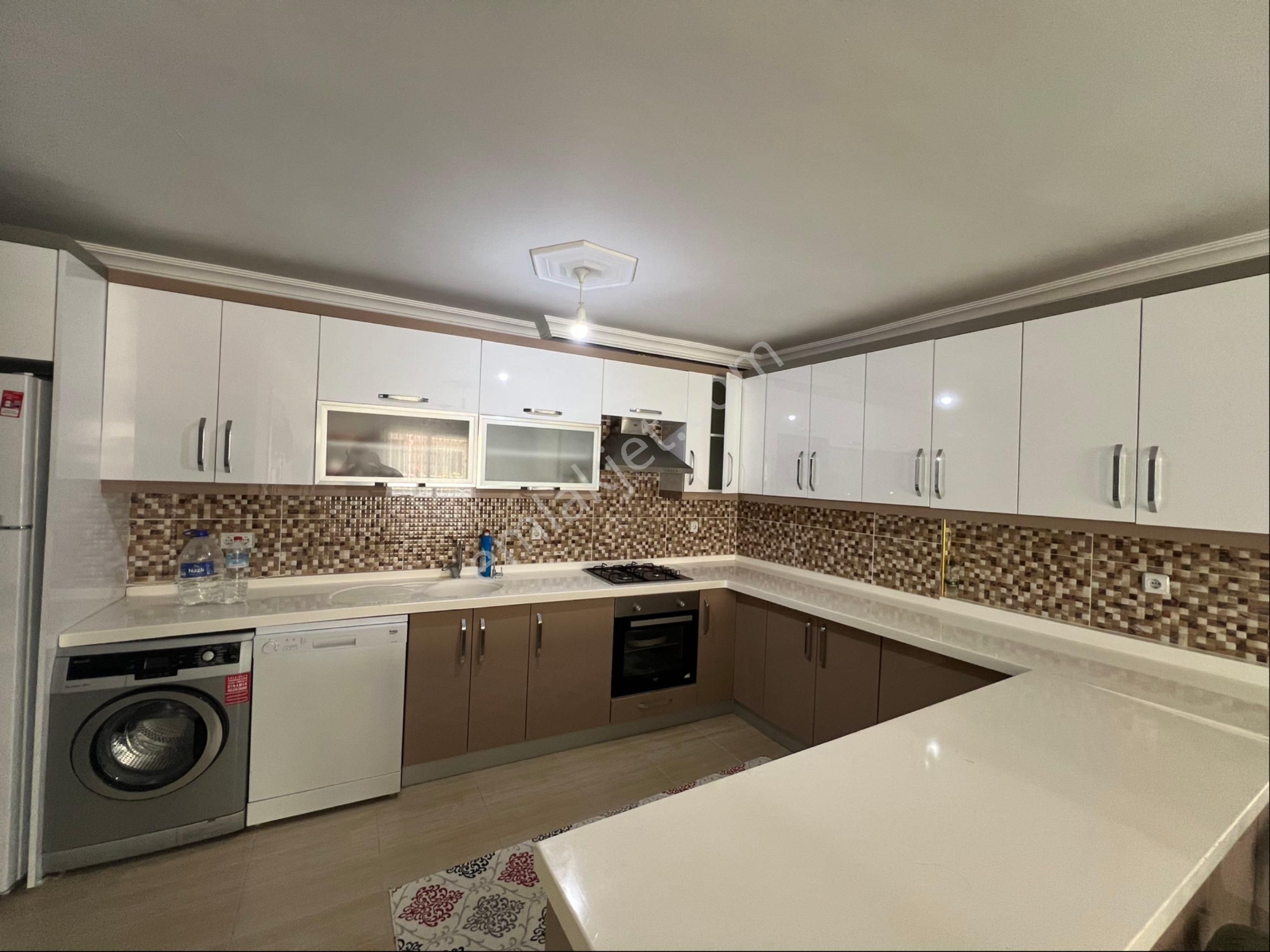 Aydın Kuşadası Davutlar'da Satılık 3+1 Yazlık Daire
