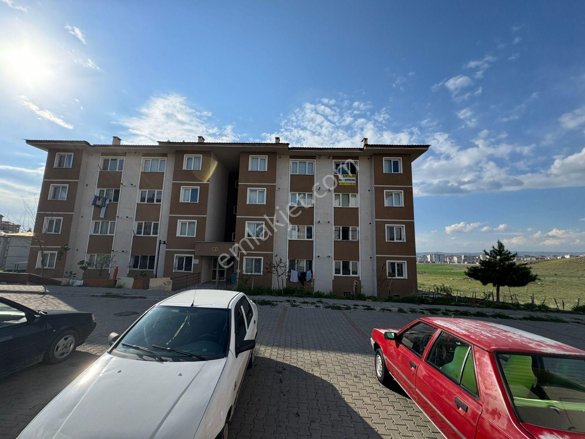 Toki Demokrasi Bölgesi Satılık 1+1 Full Eşyalı Daire