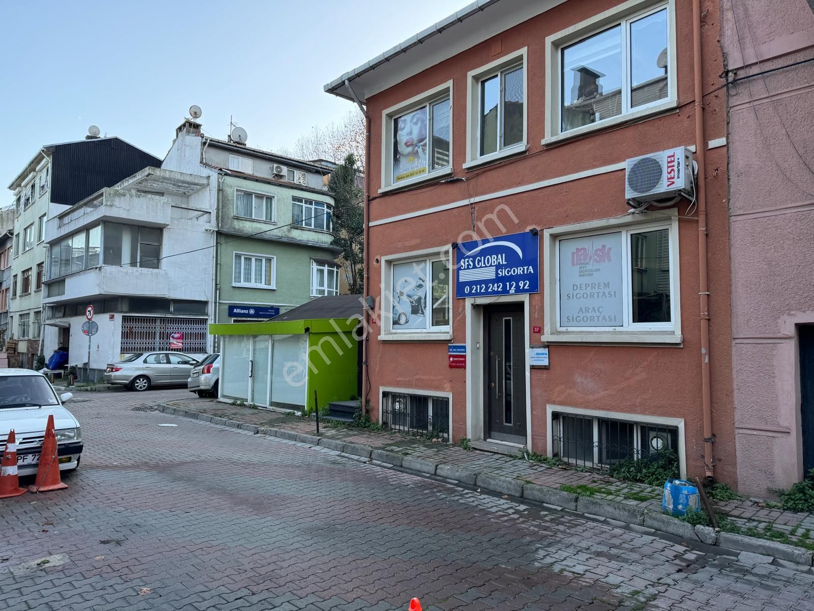 Sarıyer Merkez'de Köşe Konumlu Dükkan Ve 3 Daireli Komple Bina - Görsel 12
