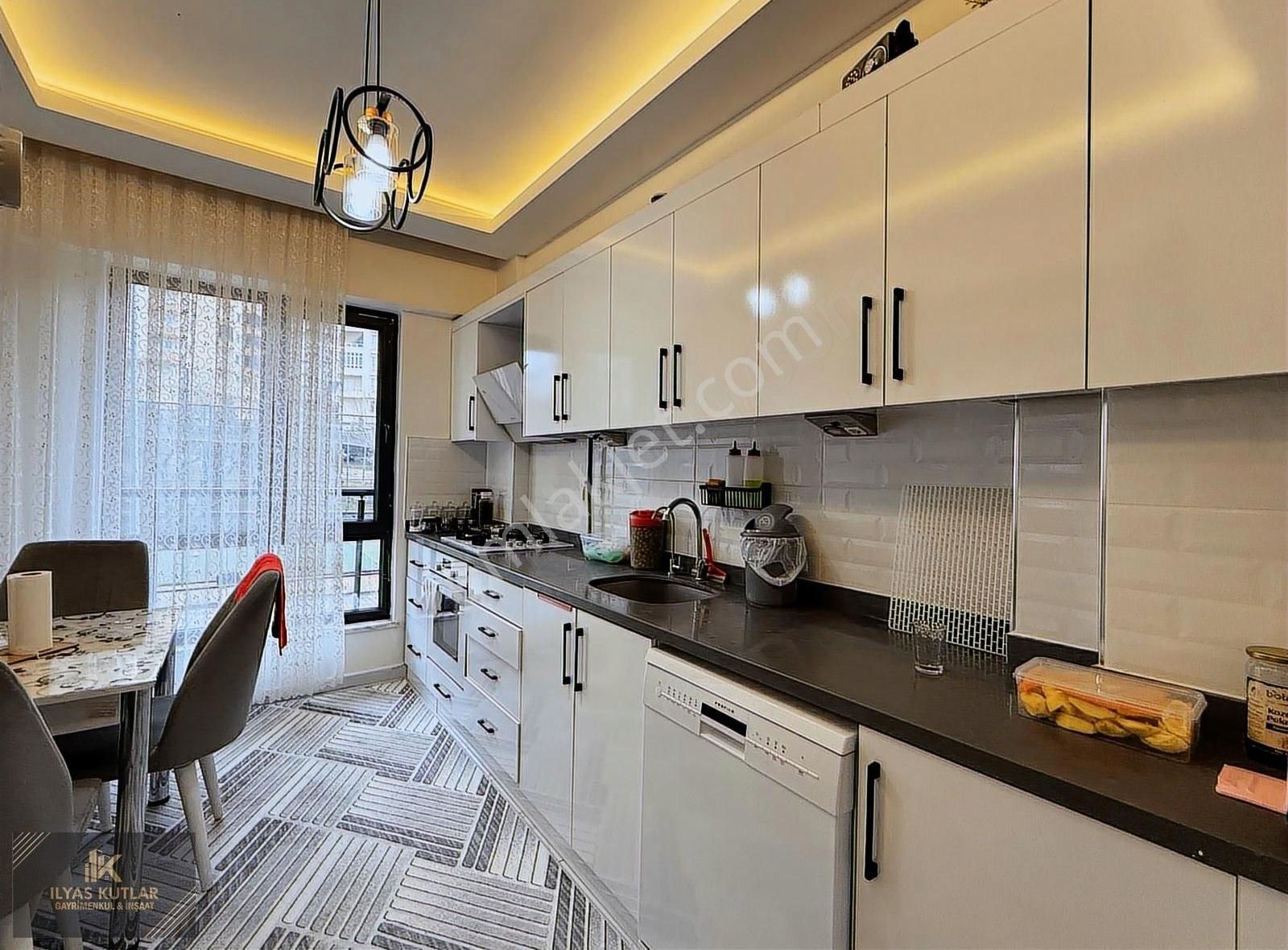 Bülbülzade Mahallesi'nde Satılık 2.5+1 Yüksek Giriş Daire