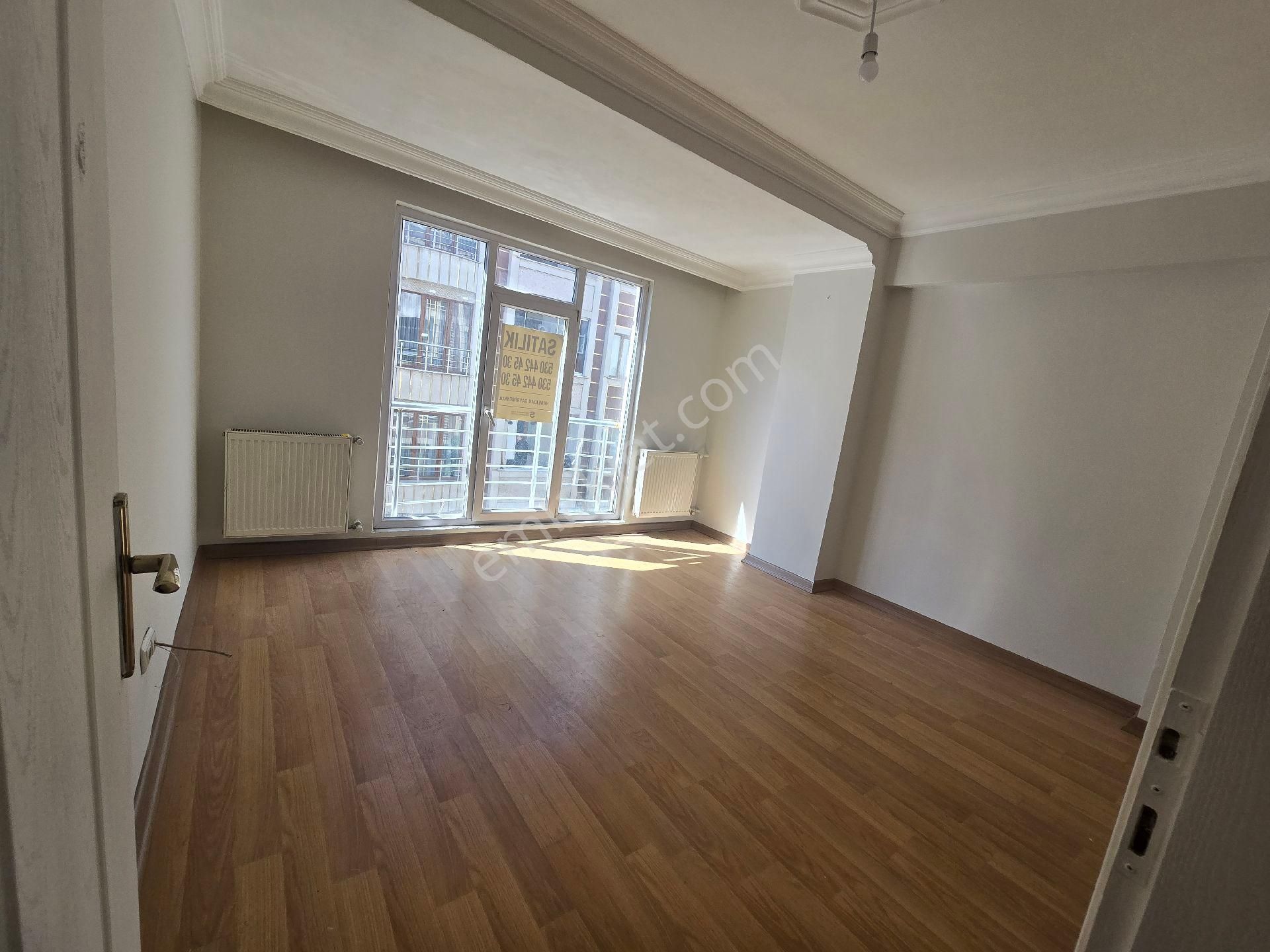 Pusula İnş.tan Esentepe Mah Cadeey Yakın 95m2 2+1 2kat Daire