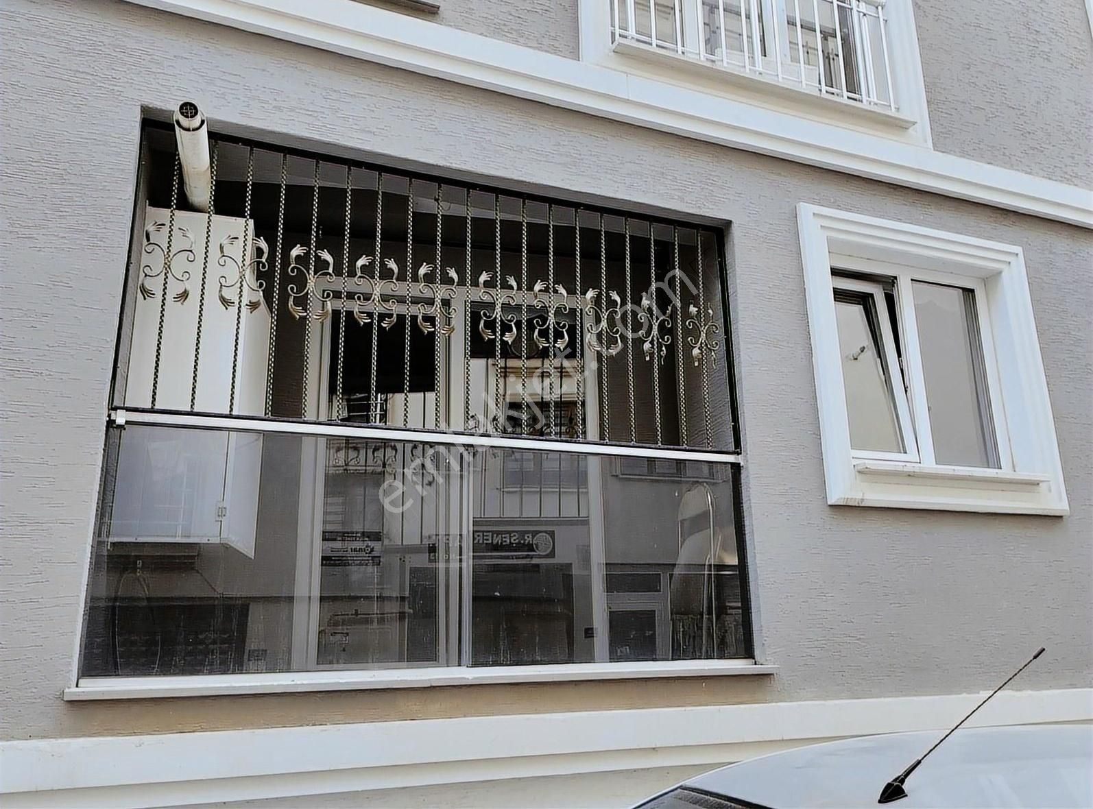Eşref Emlak, Görükle'de Eşyalı, Kiralık 1+1 Daire