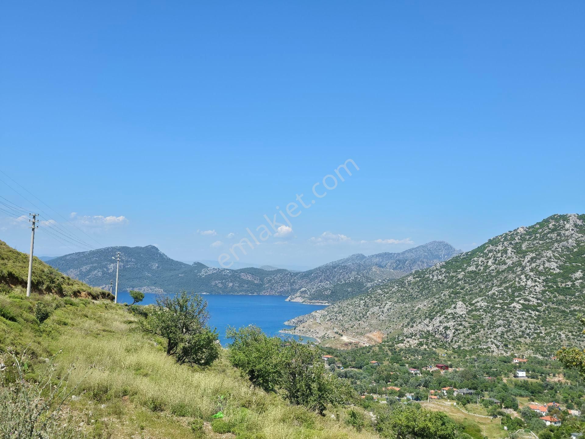 Lotus'tan Marmaris Selimiyede Deniz Manzaralı Satılık Tarla