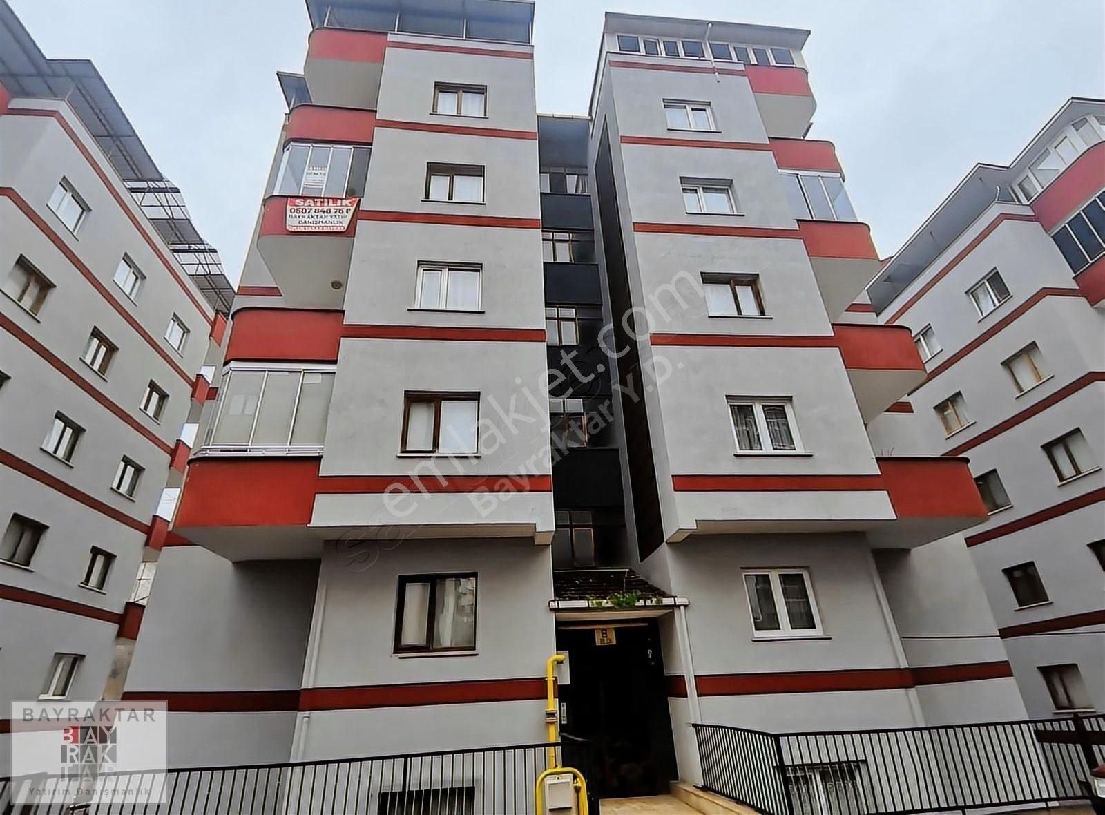 Yomra'da Satılık 3+1 Fırsat Daire...