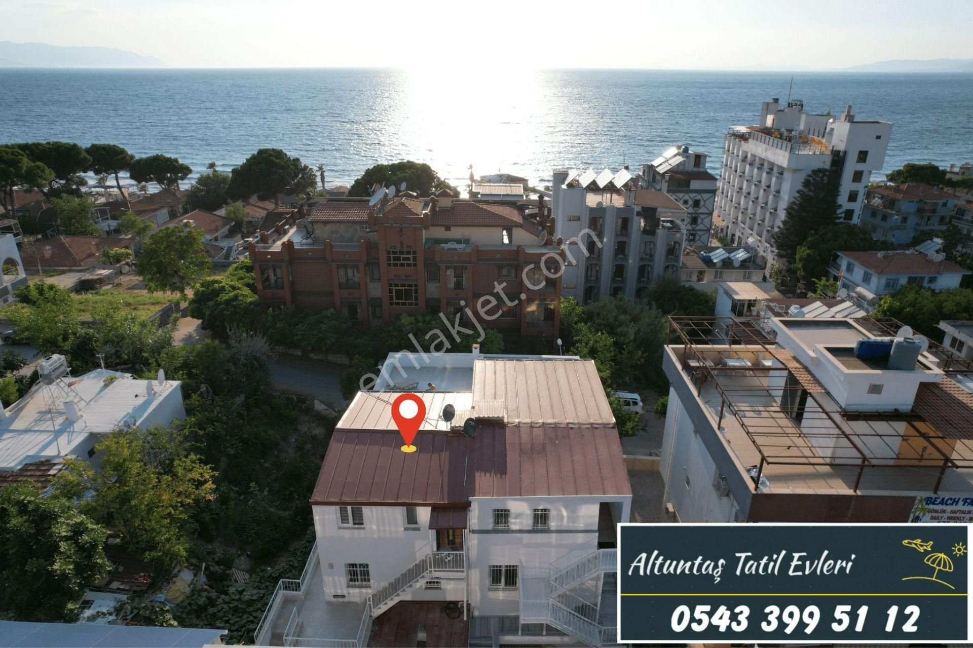 Kuşadası Kadınlar Denizi'nde 1+1 Teraslı Plaja 70 Metre Kiralık Daire