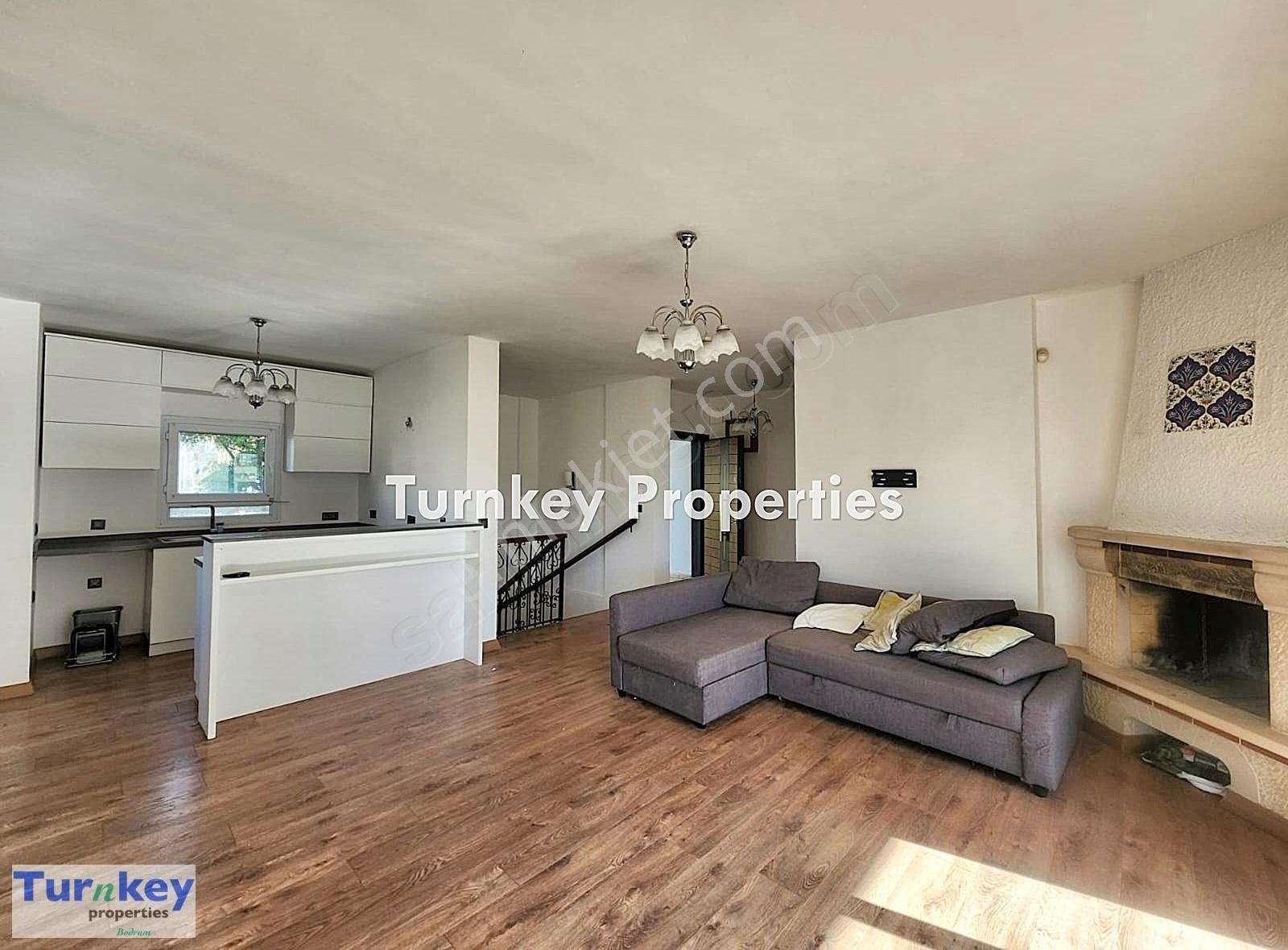 Bitez Kavaklı Sarnıç Caddesinde Kiralık 3+1 Dubleks