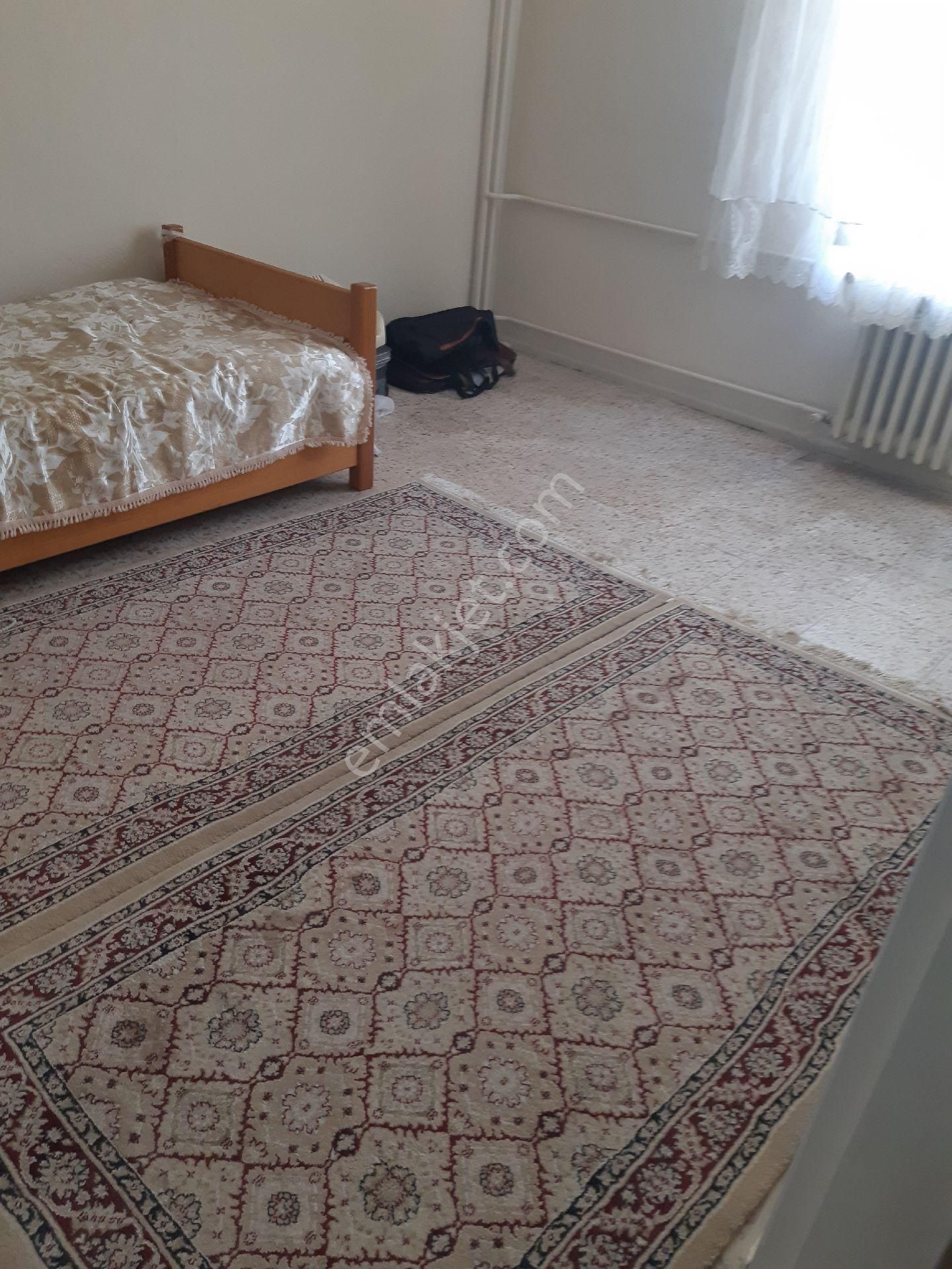 Satılık Saire