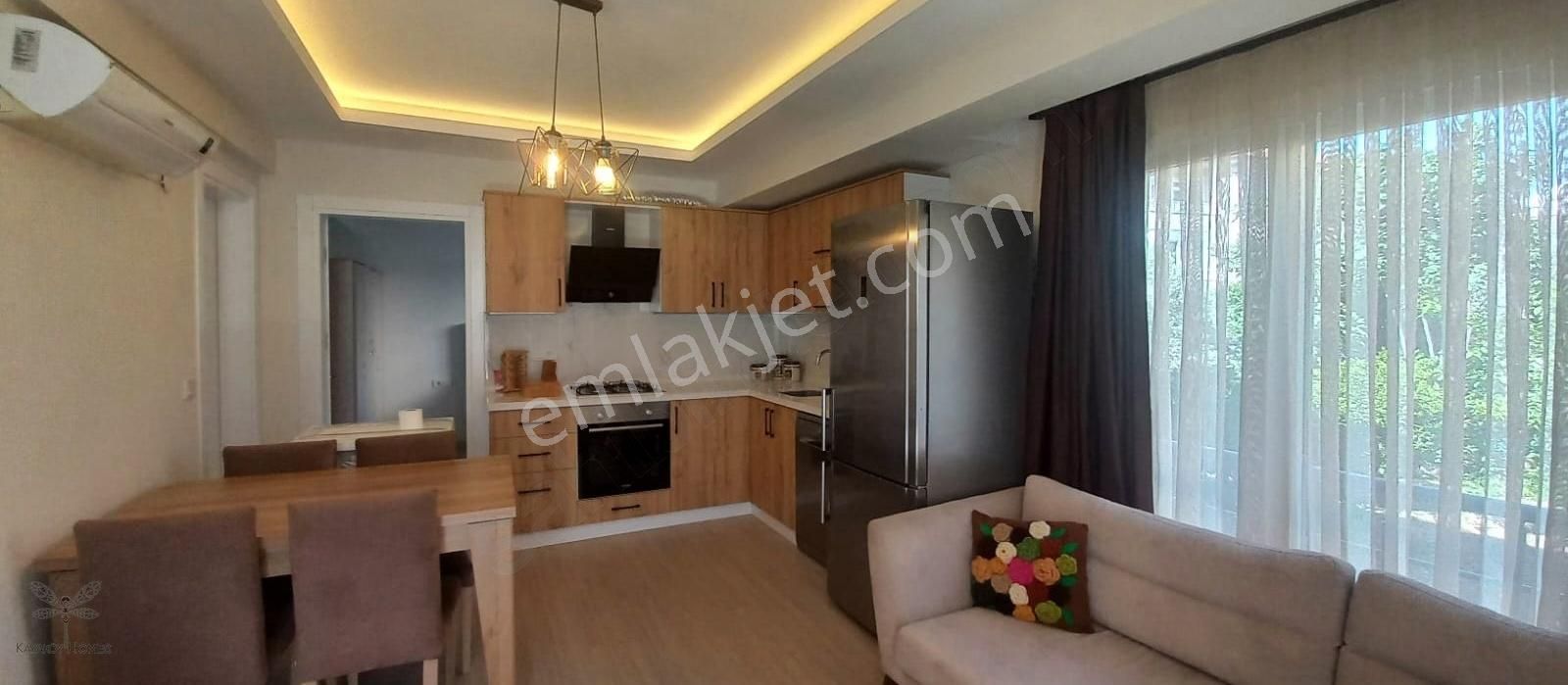 Fethiyede Avmye Yakın, Full Eşyalı Şık Satılık 1+1 Daire G-430