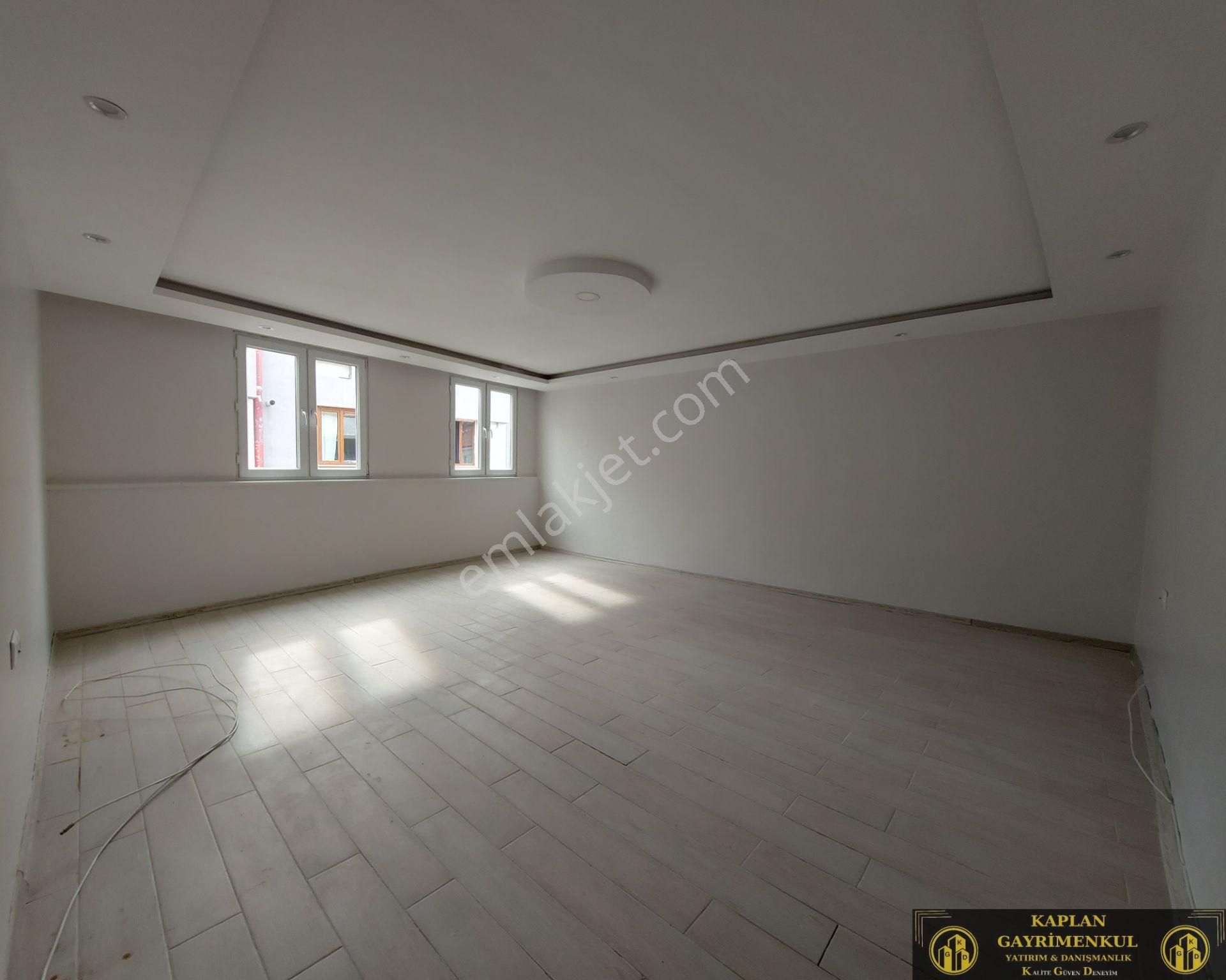 Kaplan Gayrimenkul’den İstiklal Mah. Adalar Bölgesinde 3+1 140 M² Kiralık Daire