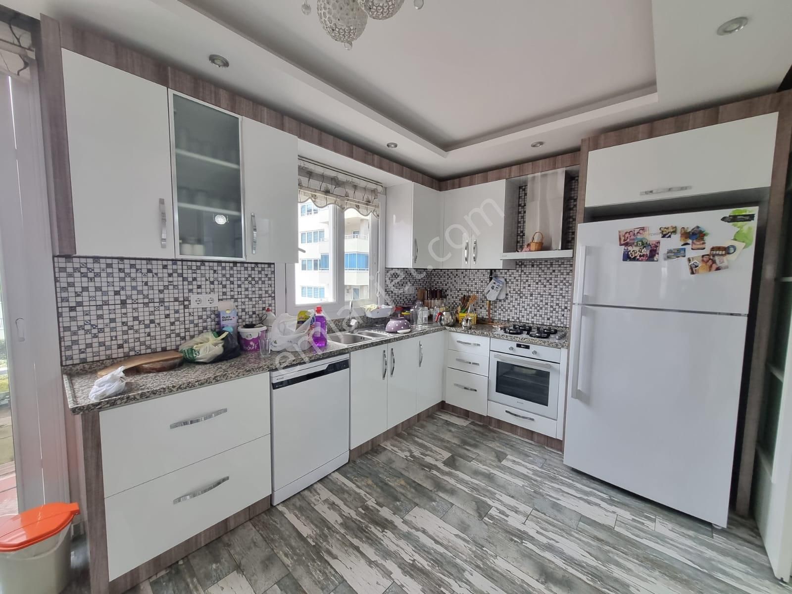 Karınca'dan Akdeniz Mh'de Doğalgazlı,aylık Ödemeli Boş 3+1 Kiralık!
