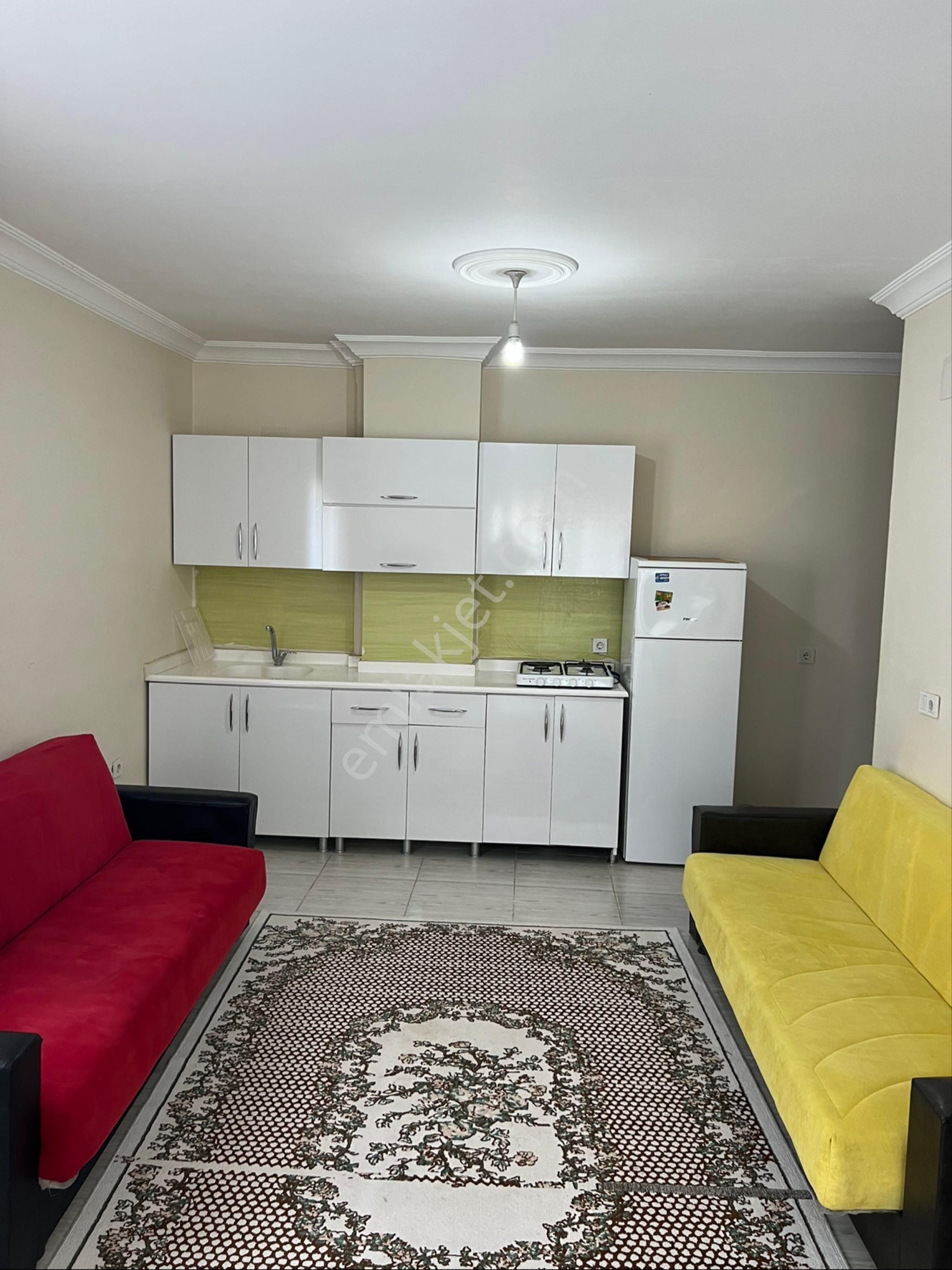 Dayalı Döşeli Kiralık 12500₺ Ev