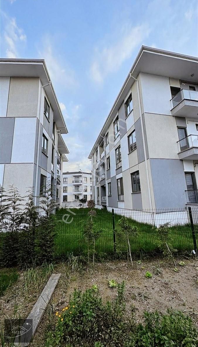 Mithatpaşa Mh 1+1 Eşyalı Kiralık Daire